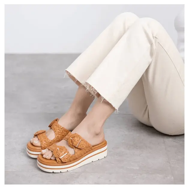 Сабо XTI CARMELA 162335 CAMEL